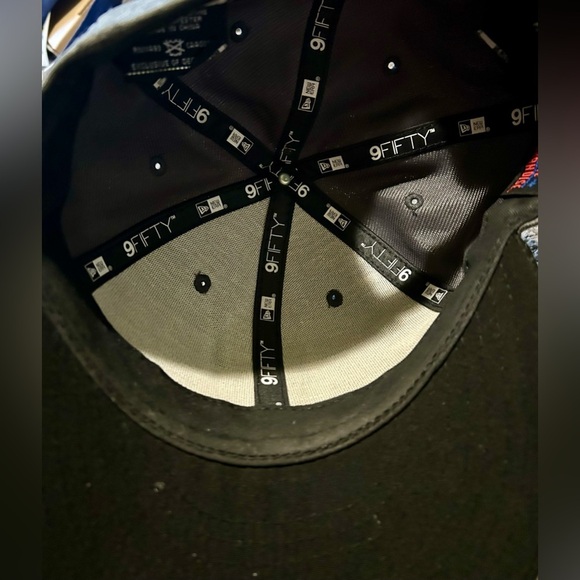 59Fifty New Era Cubs 2016 World Series Black and Gray Cap with Trophy MLB Hat - Picture 3 of 4